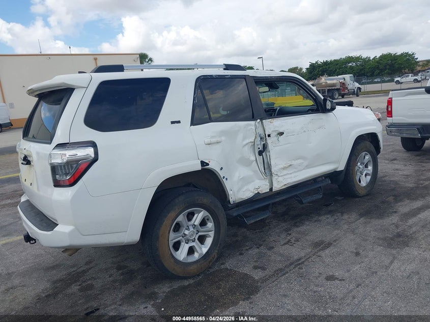 2022 Toyota 4Runner Sr5