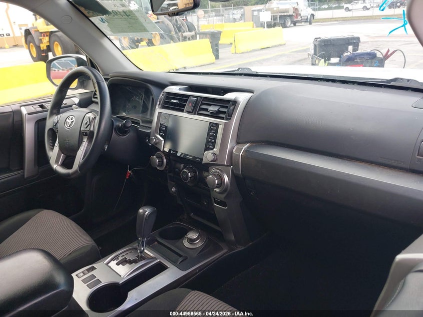 2022 Toyota 4Runner Sr5