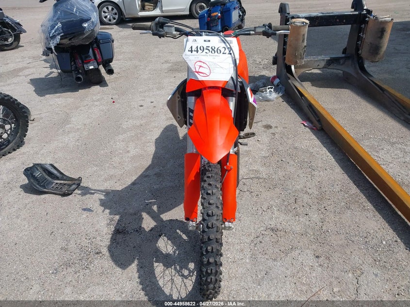 2025 KTM 250 MOTO 1