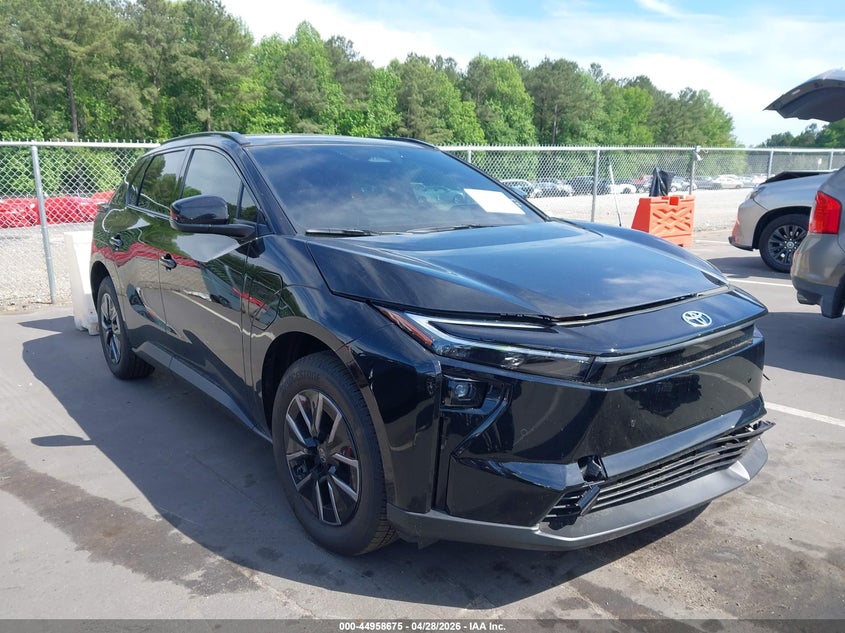 TOYOTA BZ XLE 2026