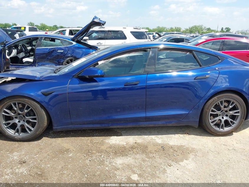 2022 Tesla Model S Dual Motor All-Wheel Drive VIN: 5YJSA1E52NF493978 Lot: 44958843