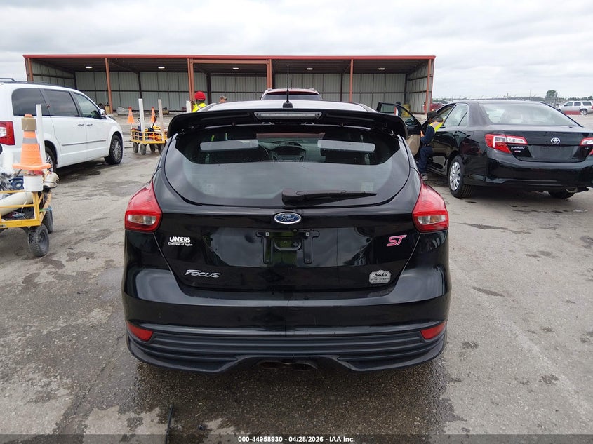 2017 Ford Focus St VIN: 1FADP3L9XHL222814 Lot: 44958930