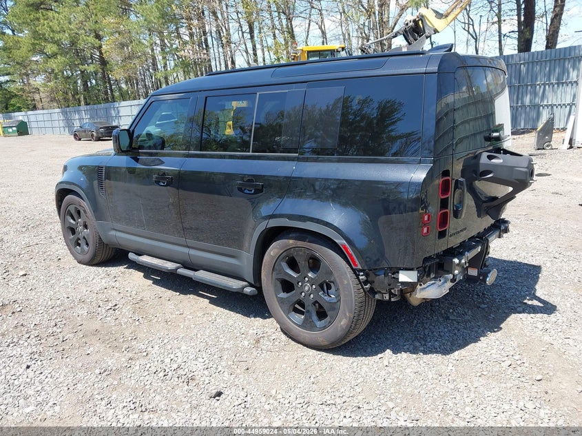 2025 LAND ROVER DEFENDER auction photo 3