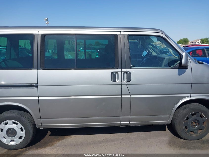 2000 Volkswagen Eurovan Mv VIN: WV2MH4705YH095838 Lot: 44959059