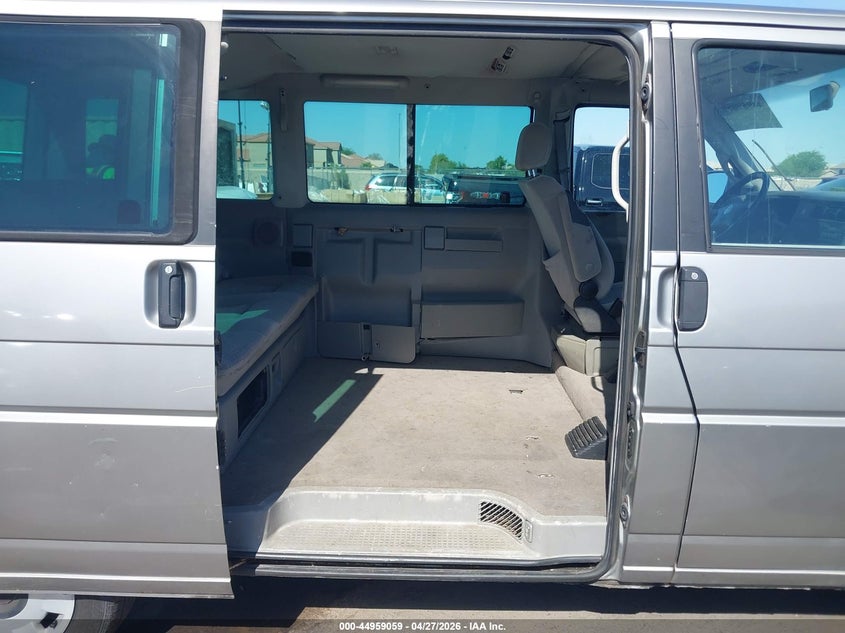 2000 Volkswagen Eurovan Mv VIN: WV2MH4705YH095838 Lot: 44959059