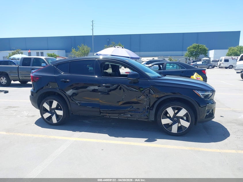 2024 Volvo C40 Recharge Pure Electric Plus VIN: YV4EH3BL3R2105945 Lot: 44959122