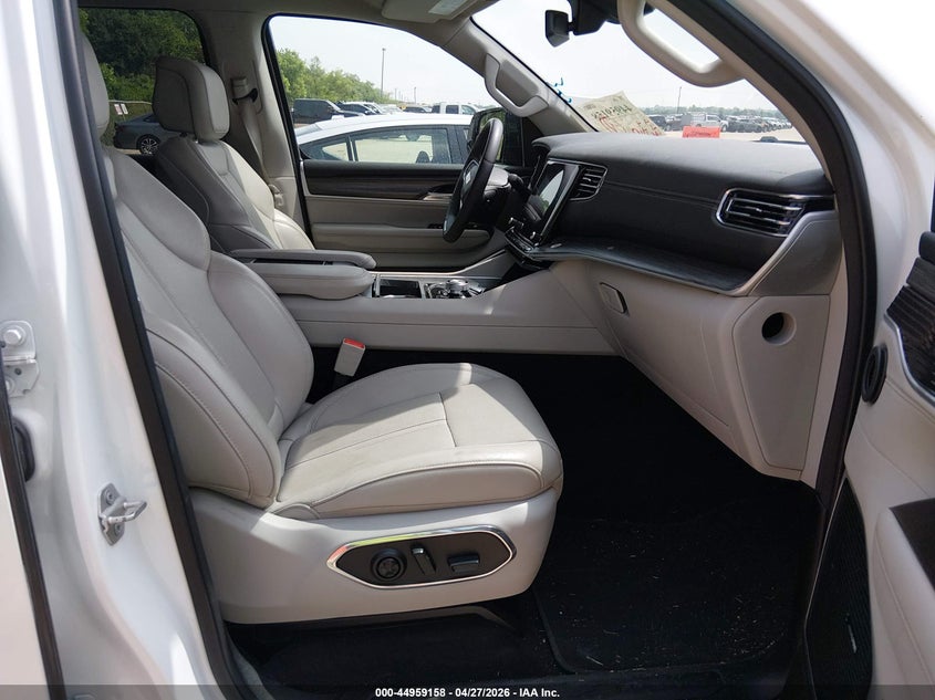 2023 Jeep Wagoneer L Series Ii 4X4