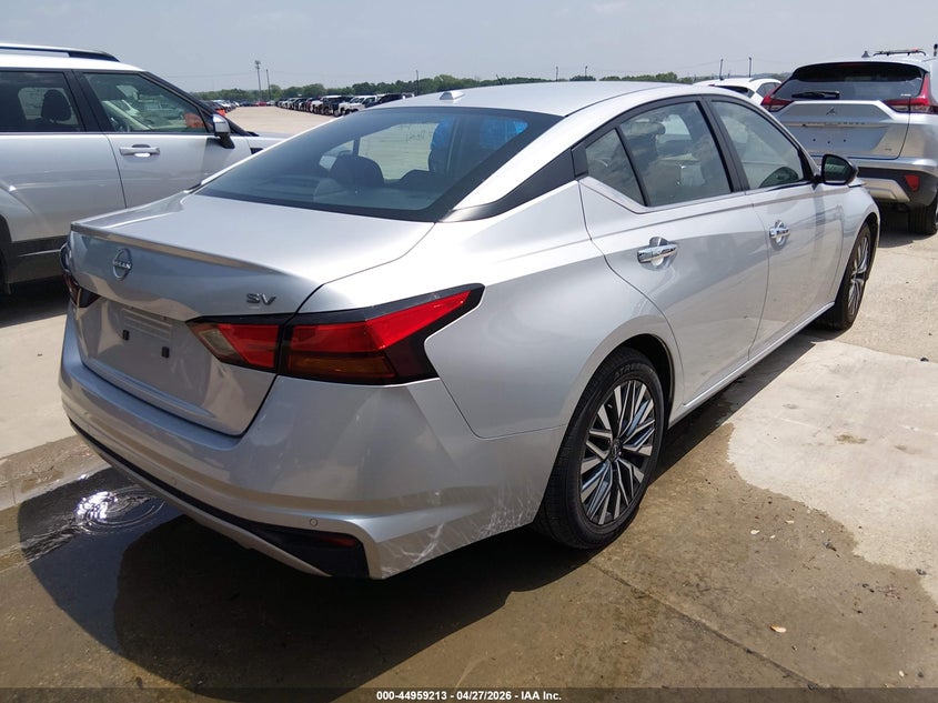 2024 Nissan Altima Sv Fwd