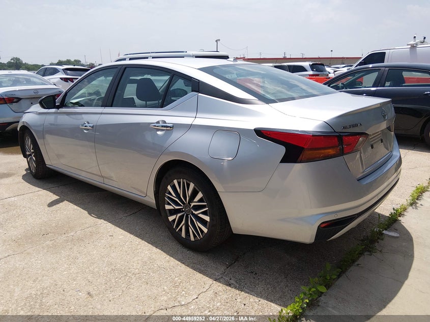 2025 Nissan Altima Sv Fwd