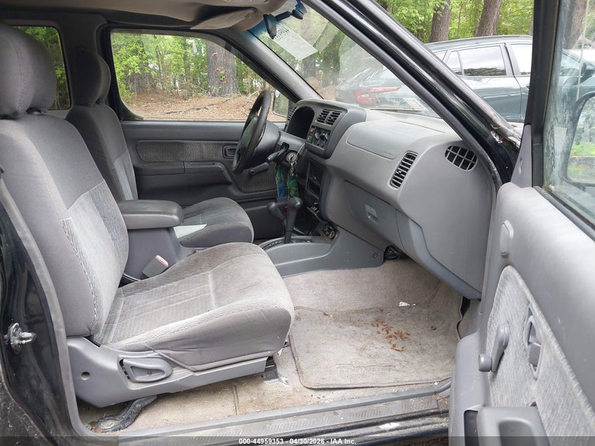 2000 Nissan Frontier Se-V6/Xe-V6