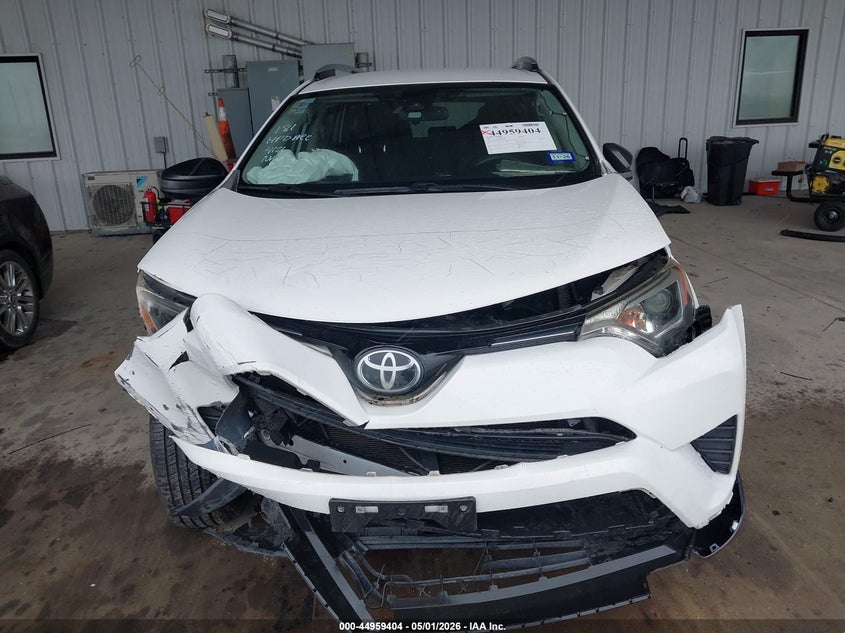 VIN JTMZFREV0HJ702498 2017 TOYOTA RAV4 LE