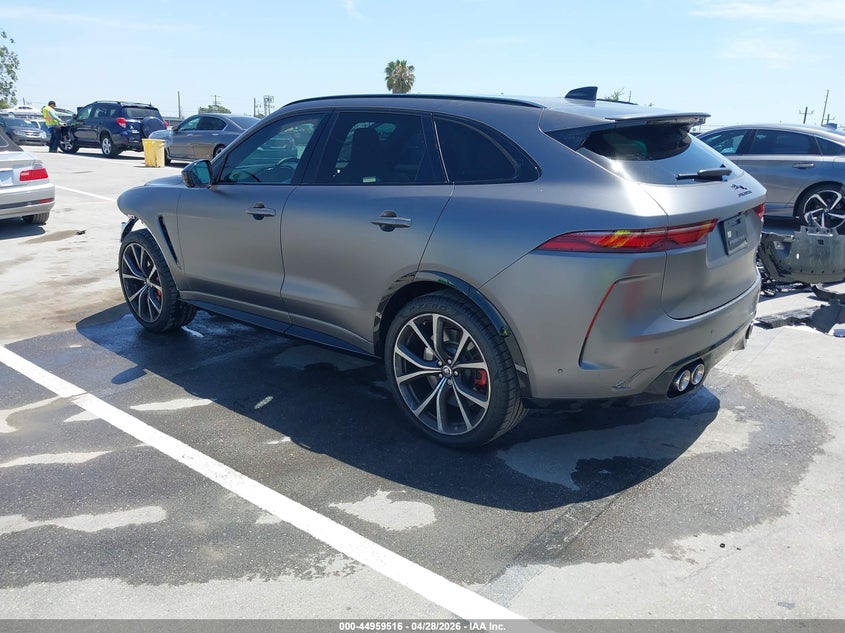 Vin: sadcz2eexra722638, lot: 45456917, jaguar f-pace svr p550 awd automatic 20243