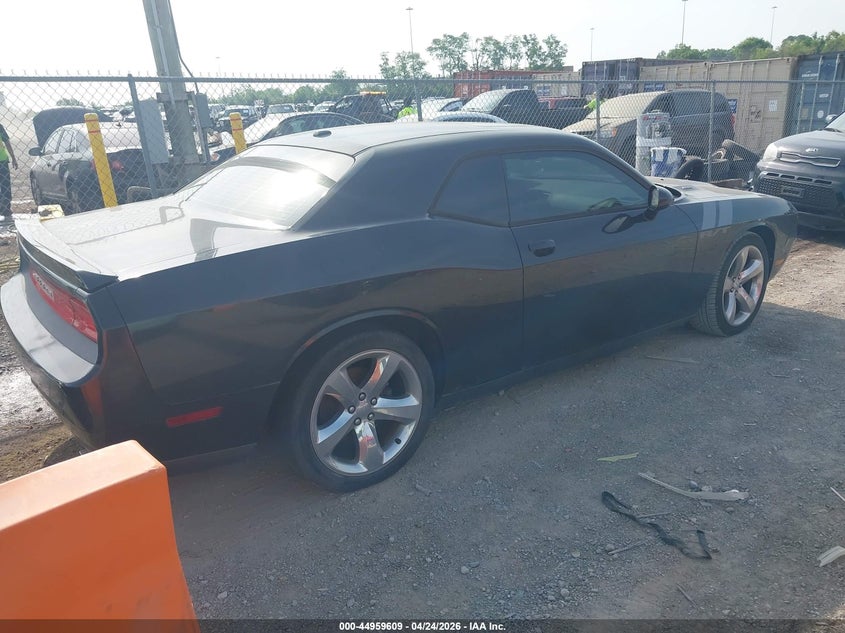 2013 Dodge Challenger R/T Plus