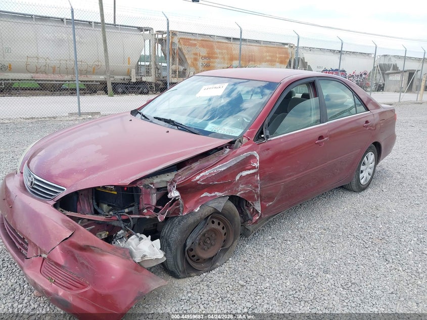 2005 Toyota Camry Le 4T1BE32K85U418991 photo 1