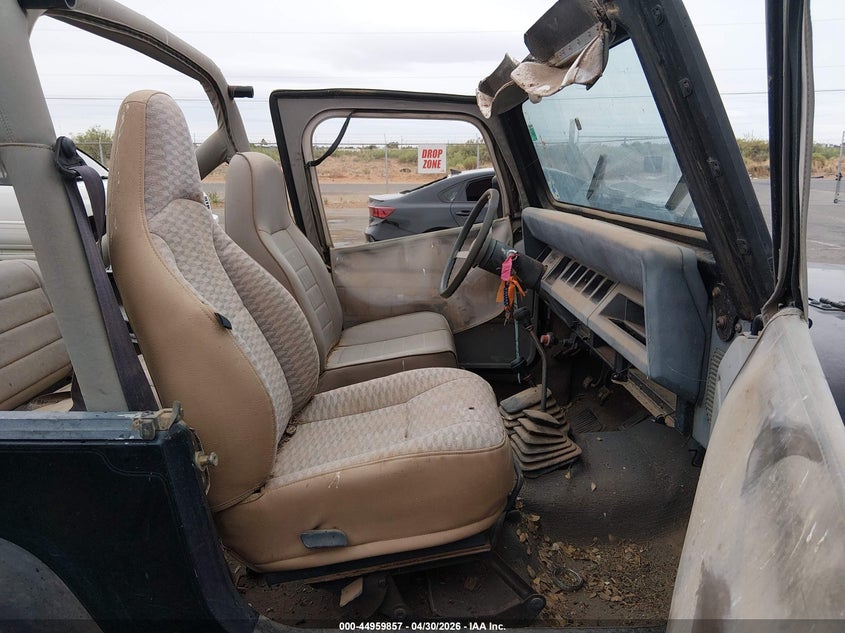 1989 Jeep Wrangler / Yj