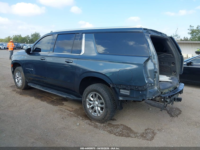 2021 CHEVROLET SUBURBAN auction photo 3
