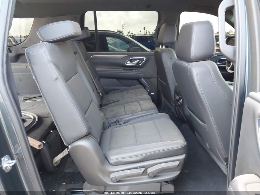 2021 CHEVROLET SUBURBAN auction photo 8