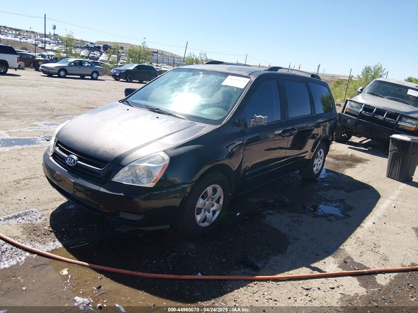 2009 Kia Sedona Lx