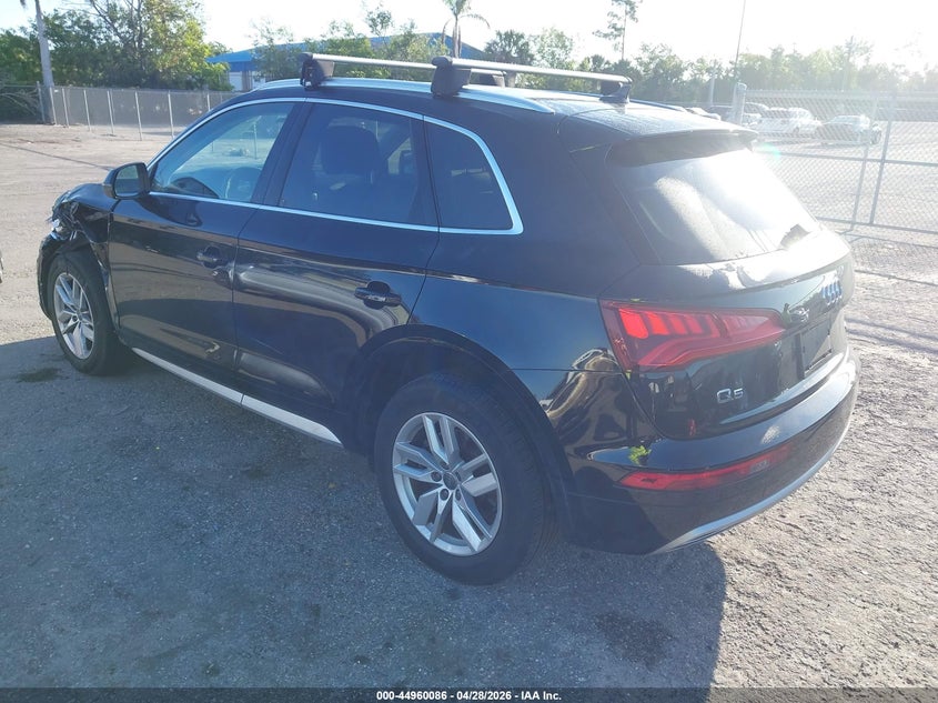 Vin: wa1anafy1l2044651, lot: 45457487, audi q5 premium 45 tfsi quattro s tronic/titanium premium 45 tfsi quattro s tronic 20203