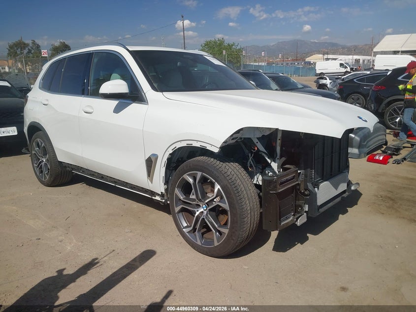 2025 BMW X5  (VIN: 5UX13EU02S9Z34239)
