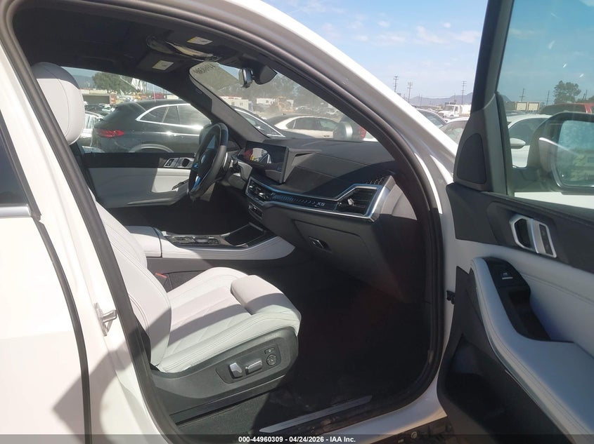 2025 BMW X5(VIN: 5UX13EU02S9Z34239