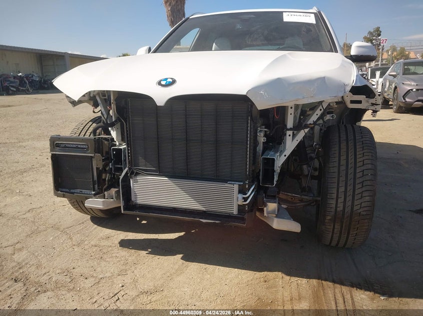 2025 BMW X5(VIN: 5UX13EU02S9Z34239