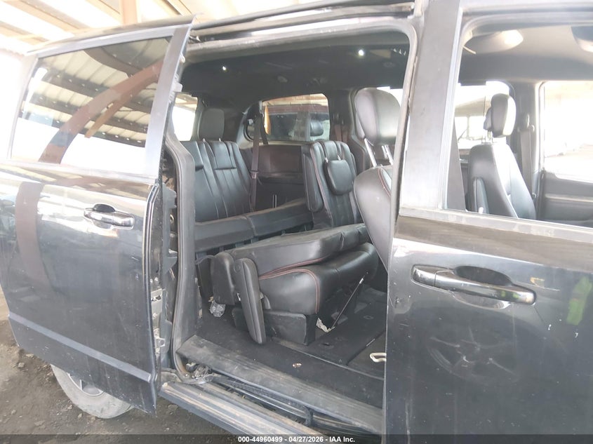 2019 DODGE GRAND CARAVAN auction photo 8