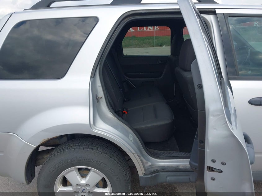 2011 Ford Escape 2.5 Xlt Silver Lot 111044960520 Vin 1FMCU0D74BKB54271