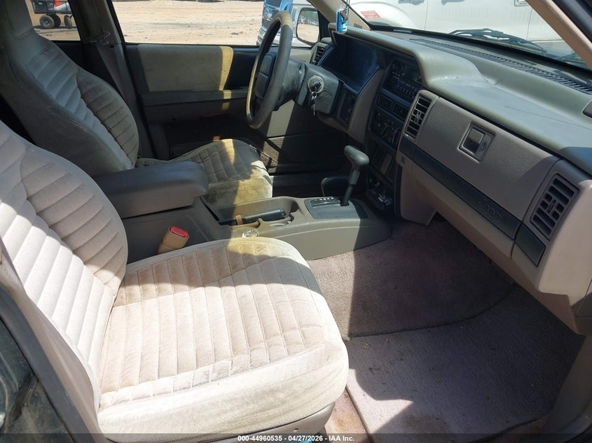 1995 Jeep Grand Cherokee Laredo