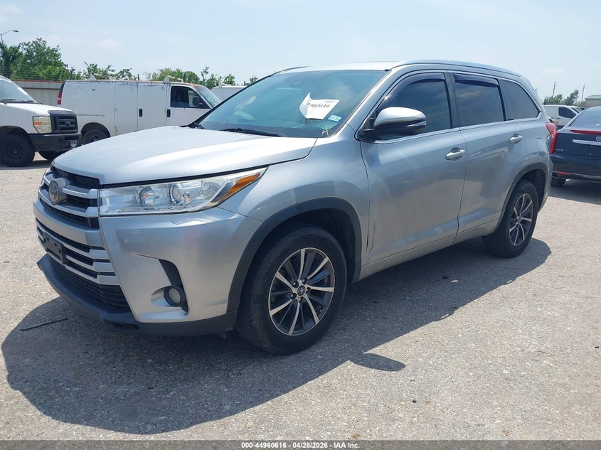 Vin: 5tdkzrfh6hs189617, lot: 45458017, toyota highlander xle 20172