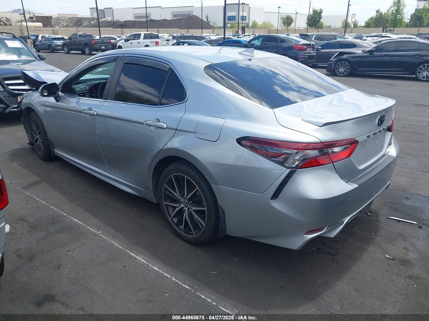 2022 Toyota Camry Se