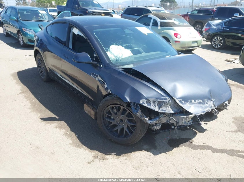Vin: 5yj3e1ea9sf013033, lot: 45458142, tesla model 3 long range rear-wheel drive/standard rear-wheel drive 2025 img_1