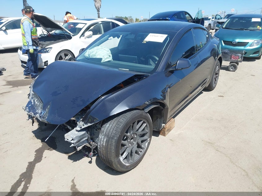 Vin: 5yj3e1ea9sf013033, lot: 45458142, tesla model 3 long range rear-wheel drive/standard rear-wheel drive 20252