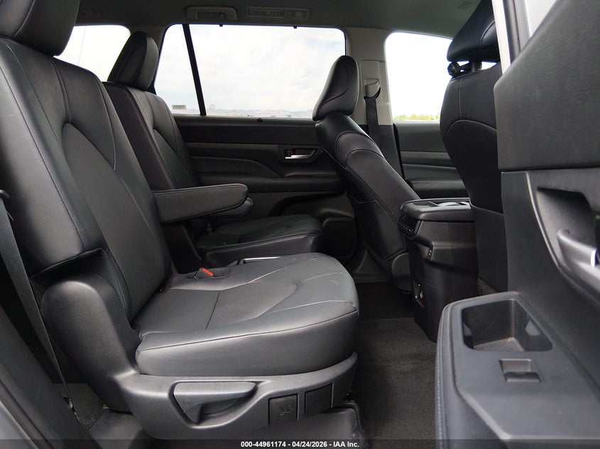 2025 TOYOTA HIGHLANDER SPORT UTILITY VEHICLE 2.4L I-4 DI, DOHC, VVT, TURBO, 265HP