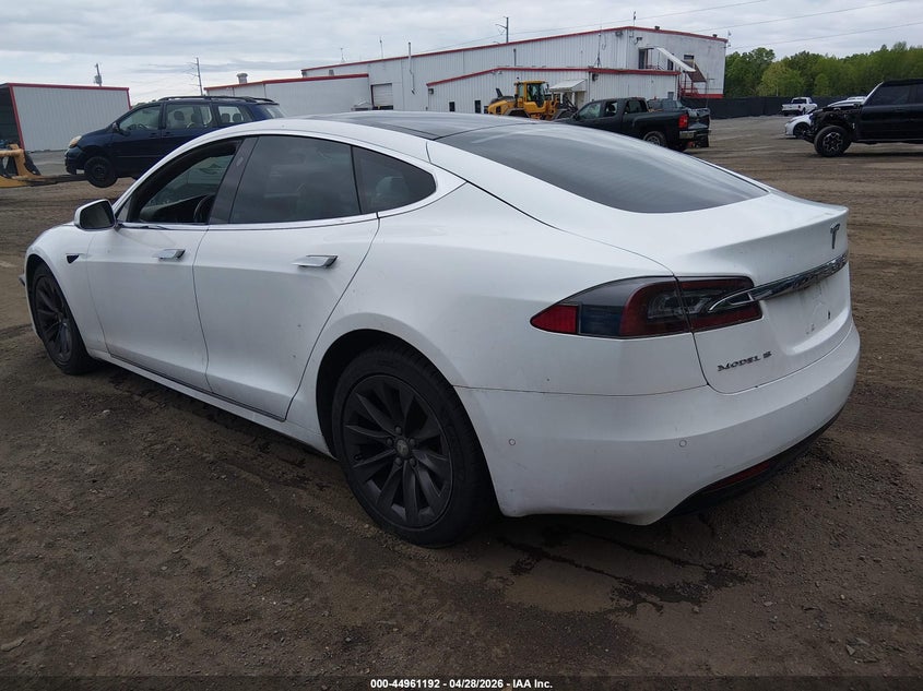 Vin: 5yjsa1e25jf292205, lot: 45458593, tesla model s 20183