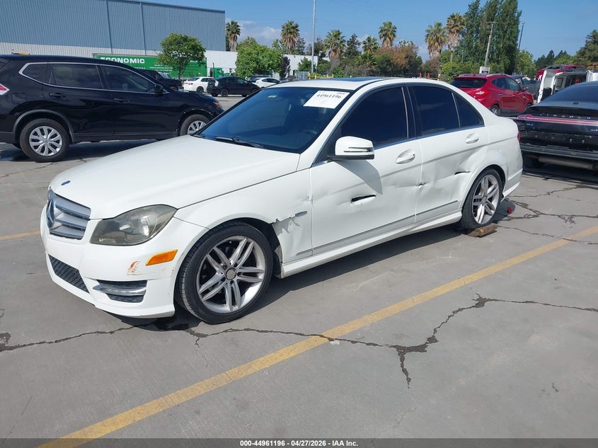 2012 Mercedes-Benz C 250 Sport WDDGF4HB8CR223290 photo 1