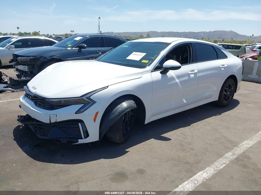 2025 Kia K5 Lxs KNAG24J73S5371216 photo 1