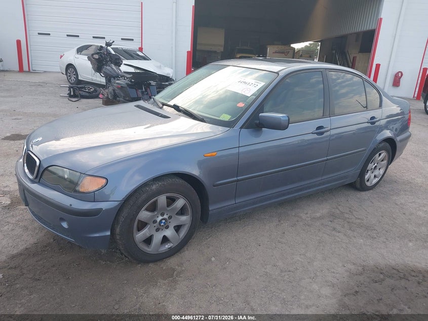 2005 BMW 325I auction photo 2