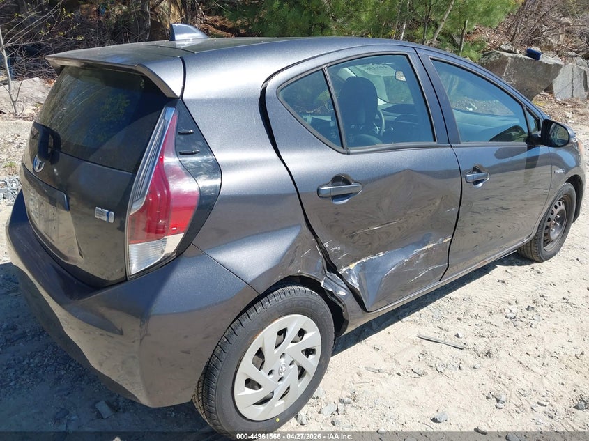 2016 Toyota Prius C Two