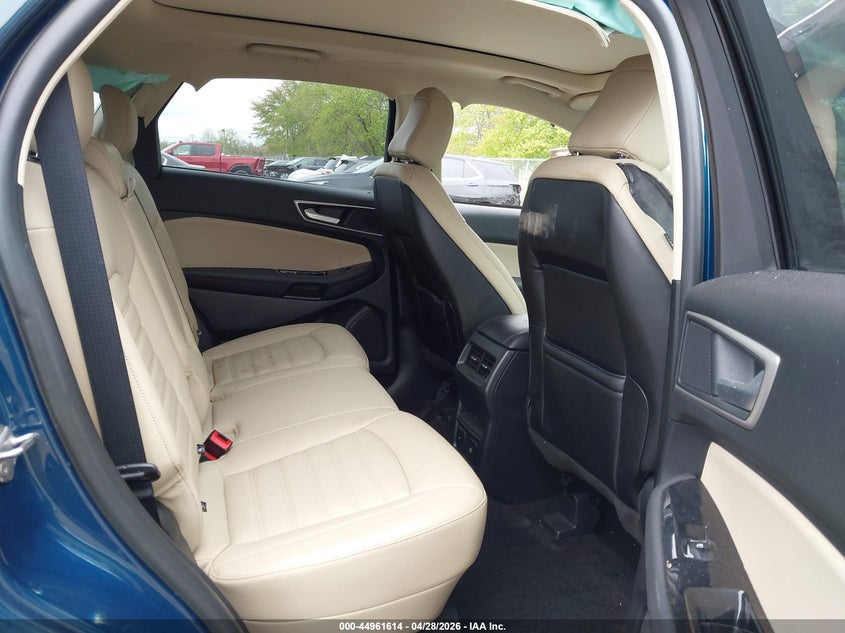 2020 FORD EDGE auction photo 8