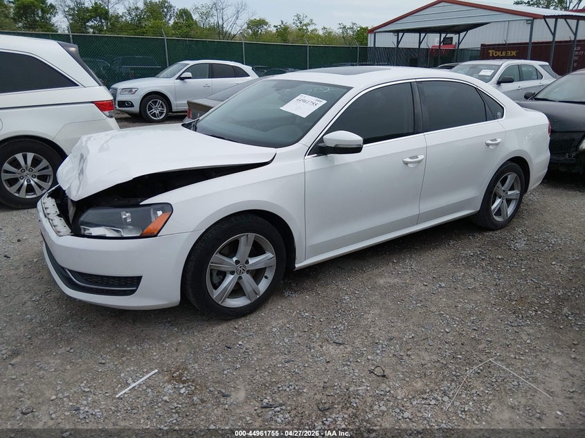 2013 Volkswagen Passat 2.5l Se 1VWBP7A30DC047732 photo 1