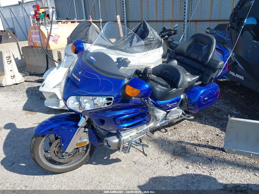 1HFSC47001A004855 2001 Honda Gl1800 photo 1