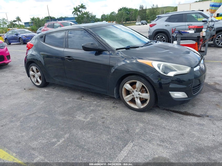 2014 Hyundai Veloster Base W/Gray
