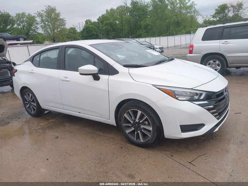 2025 Nissan Versa 1.6 Sv