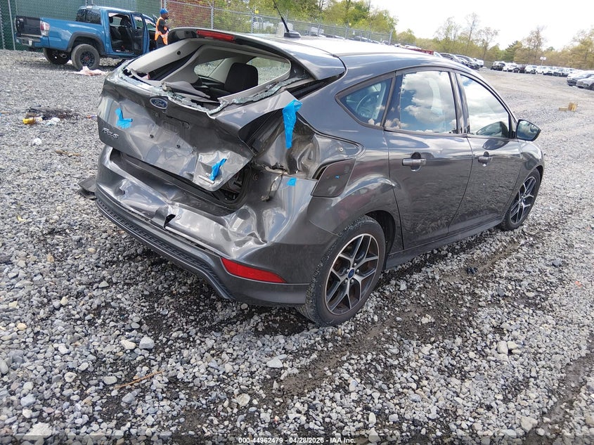 Vin: 1fadp3k20fl299242, lot: 45459900, ford focus se 20154