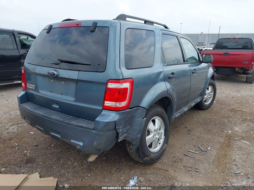 Vin: 1fmcu9d7xbkb84573, lot: 45459938, ford escape xlt 20114