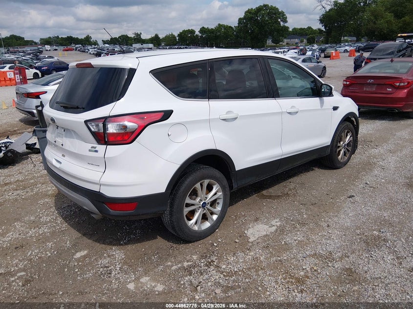 2017 FORD ESCAPE auction photo 4
