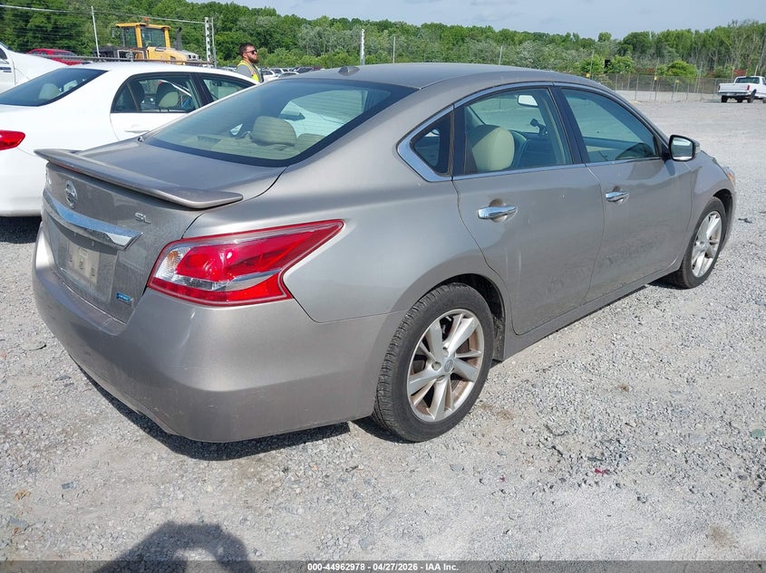 2013 NISSAN ALTIMA auction photo 4