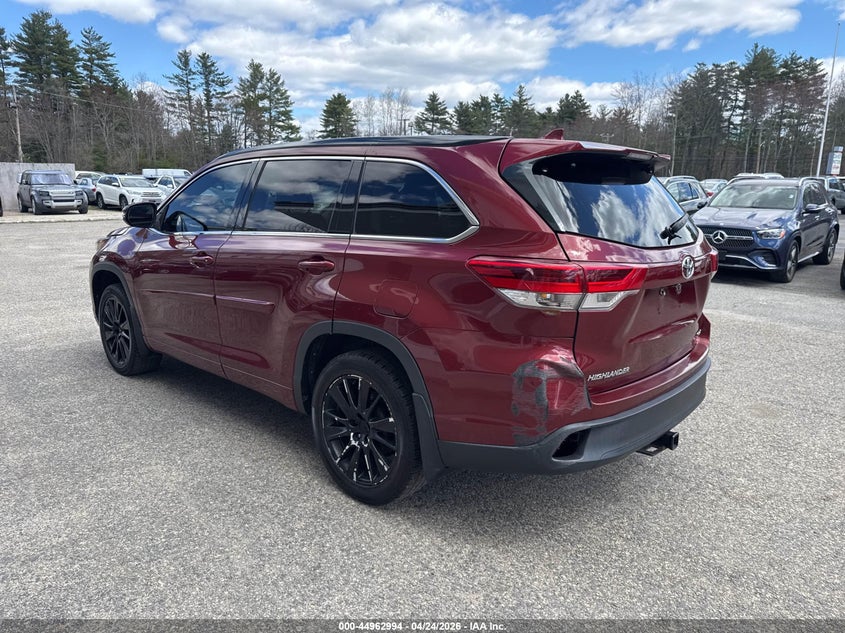 2017 Toyota Highlander Se