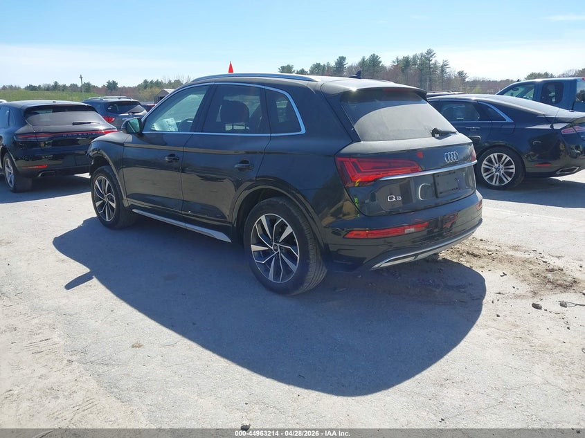 Vin: wa1baafy2m2130083, lot: 45460635, audi q5 premium plus 45 tfsi quattro s tronic 20213